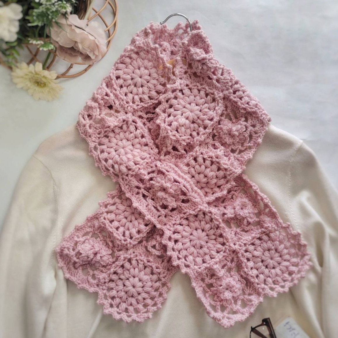 EMIM Bloom Lux│春カラー 花咲く差し込みウールマフラー かぎ針編み 手編み 春ストール │ピンク 桜 桜色