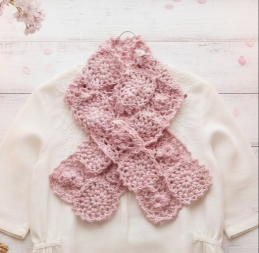 EMIM Bloom Lux│春カラー 花咲く差し込みウールマフラー かぎ針編み 手編み 春ストール │ピンク 桜 桜色