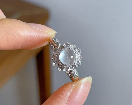 翡翠」K18 天然高氷種ヒスイ 天然ダイヤモンド 上品 忍耐 5月誕生石 本