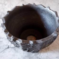 5号窯変黒鉢410　塊根植物　多肉植物　アガベ　盆栽　植木鉢　作家鉢　鉢台　沖縄 4枚目の画像