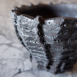 5号窯変黒鉢410　塊根植物　多肉植物　アガベ　盆栽　植木鉢　作家鉢　鉢台　沖縄 2枚目の画像