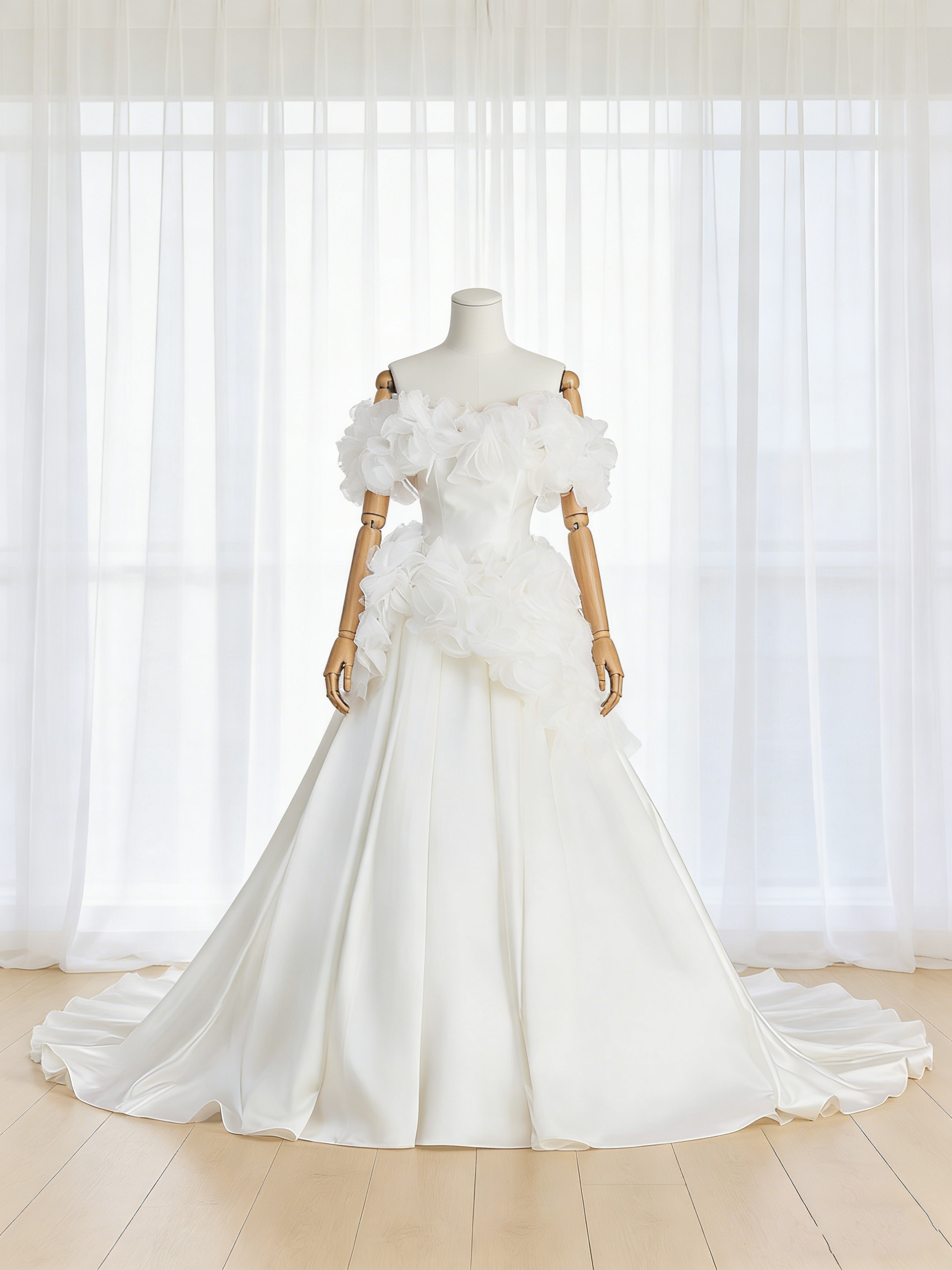 送料無料！ウエディングドレス オフショルダー 光沢サテン 結婚式 オフホワイト ファスナー 花モチーフ 53,994円