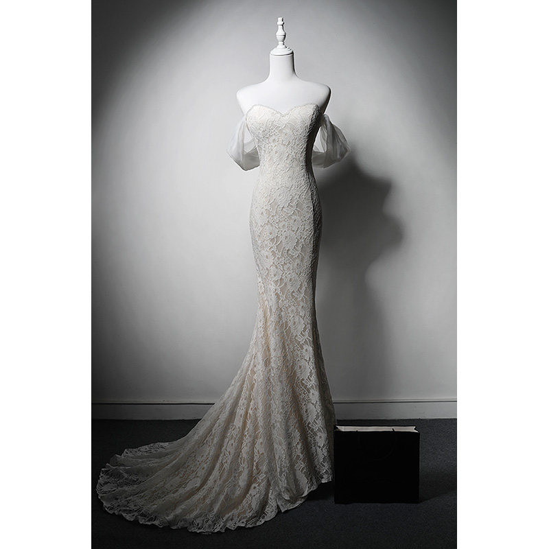 高級感 白 レース オフショルダー ウェディングドレス 裾引き 韓国風 花嫁 誕生日 成人式 二次会 前撮り M105