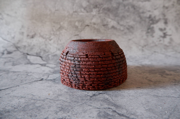 4.5号赤土裂紋爬虫類シェルター417　昆虫　陶器製　作家もの　沖縄 3枚目の画像