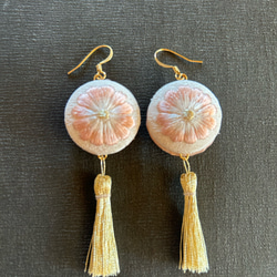 no.171 再販✩.*˚刺繍リボンとお花のアンティーク風アクセサリー✩.*˚ インド刺繍リボン × デニムリボン バンスクリップバージョンです