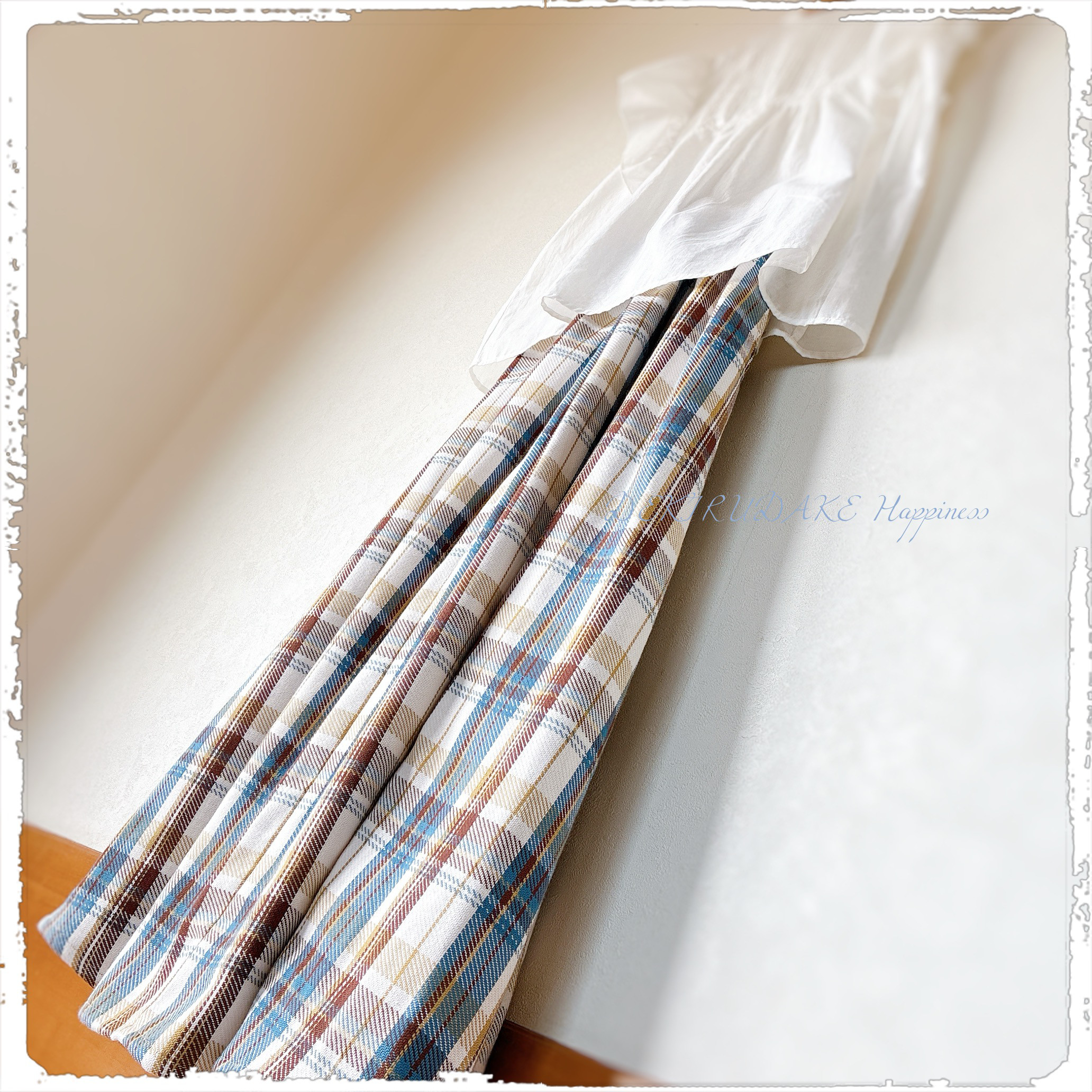 播州織り ロング丈先染め格子柄ふんわりタックギャザースカート 便利な両脇ポケット付き