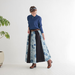 Creema獨家款 * 獨一無二 * 花卉圖案轉換為主要特色 * 刺繡十字繡 * 長裙 * 黑色 第2張的照片