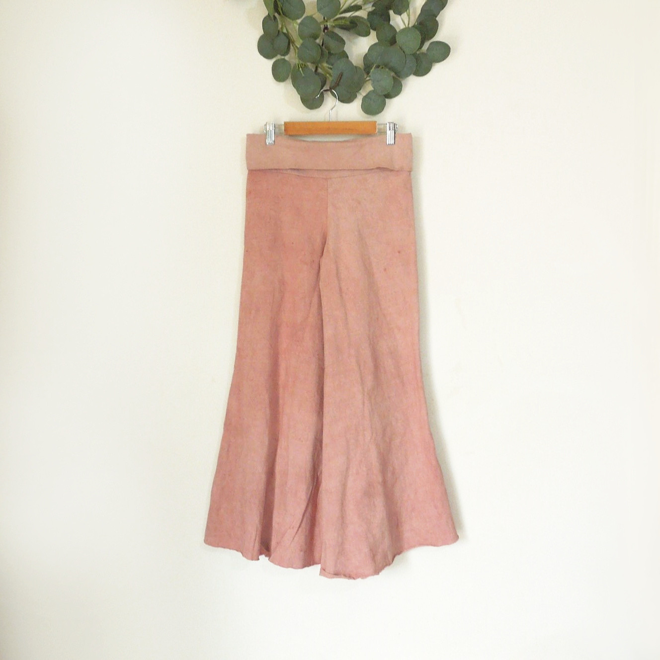 asana ヘンプコットン 厚手 フレアーパンツ●草木染めチーク