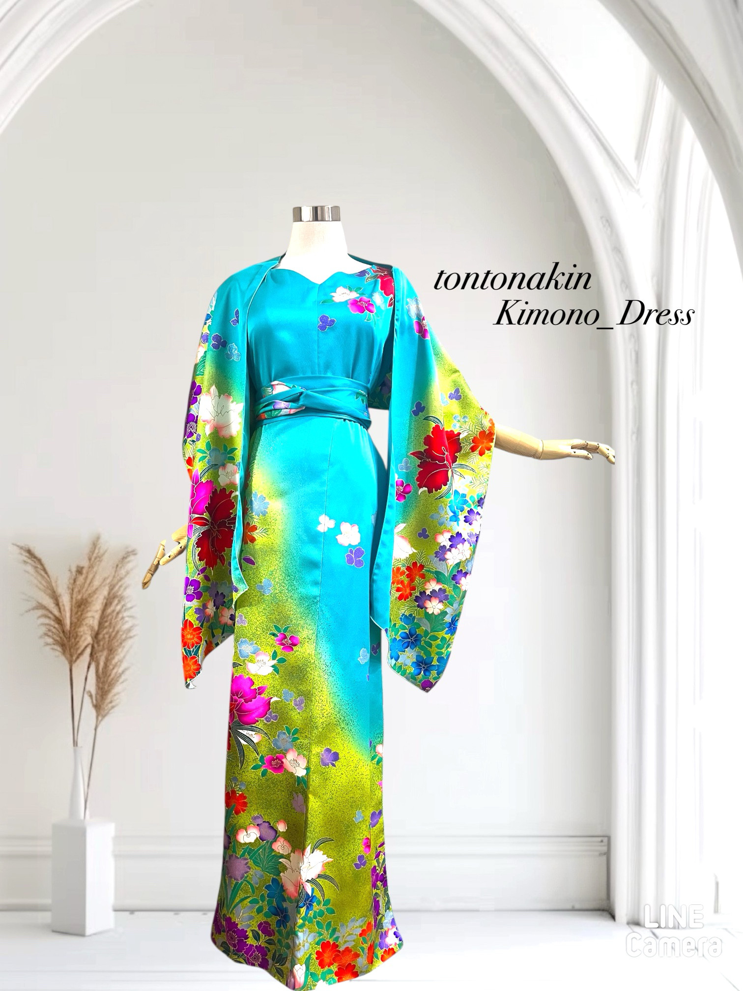 送料無料 着物 リメイク ターコイズに咲く花々 ラメ煌めく正絹(シルク) 着物 ロングドレス L〜LL