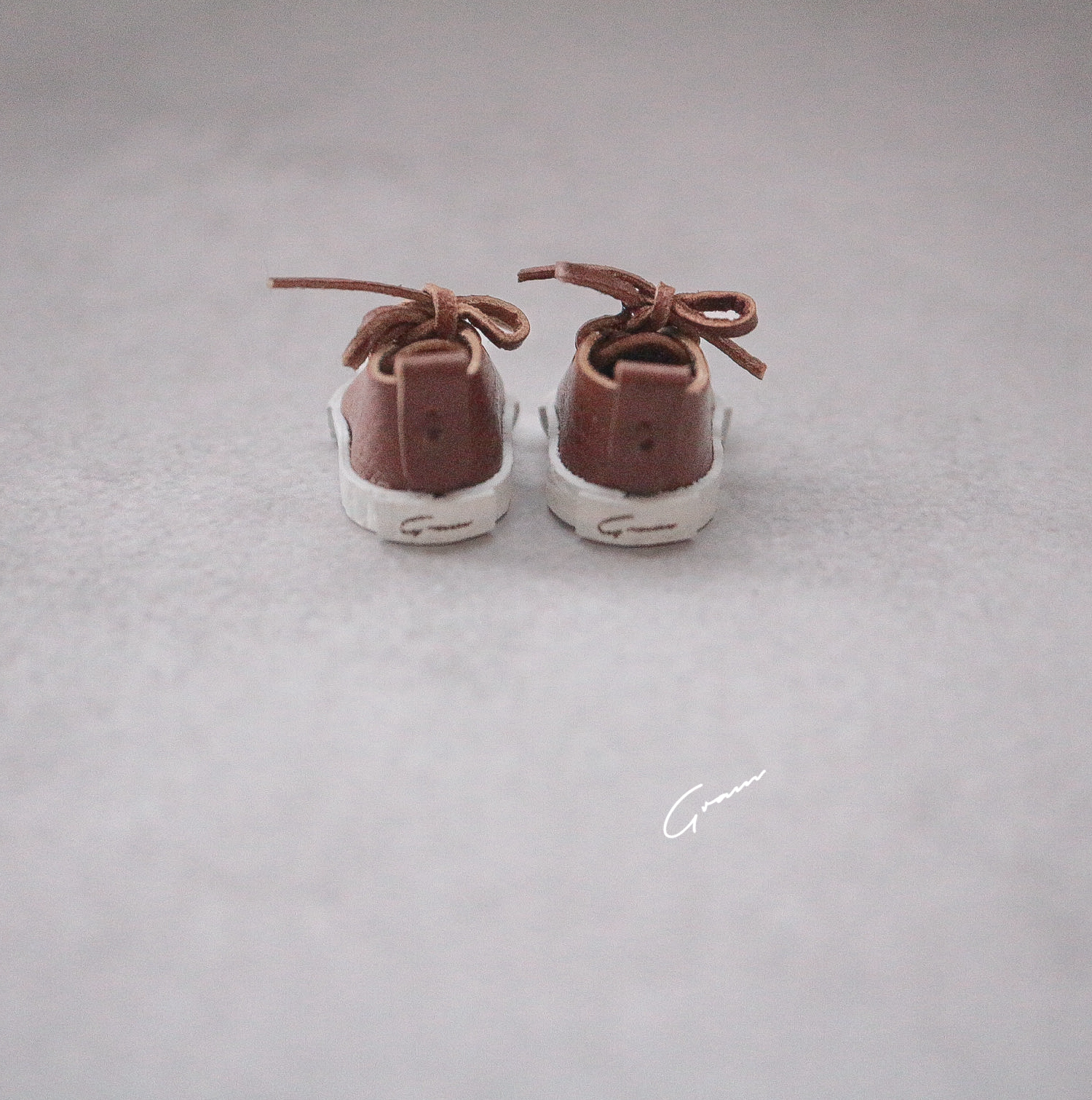 おちび用スニーカー　茶　本革　11cmドール、ピコニーモp、メリーハル