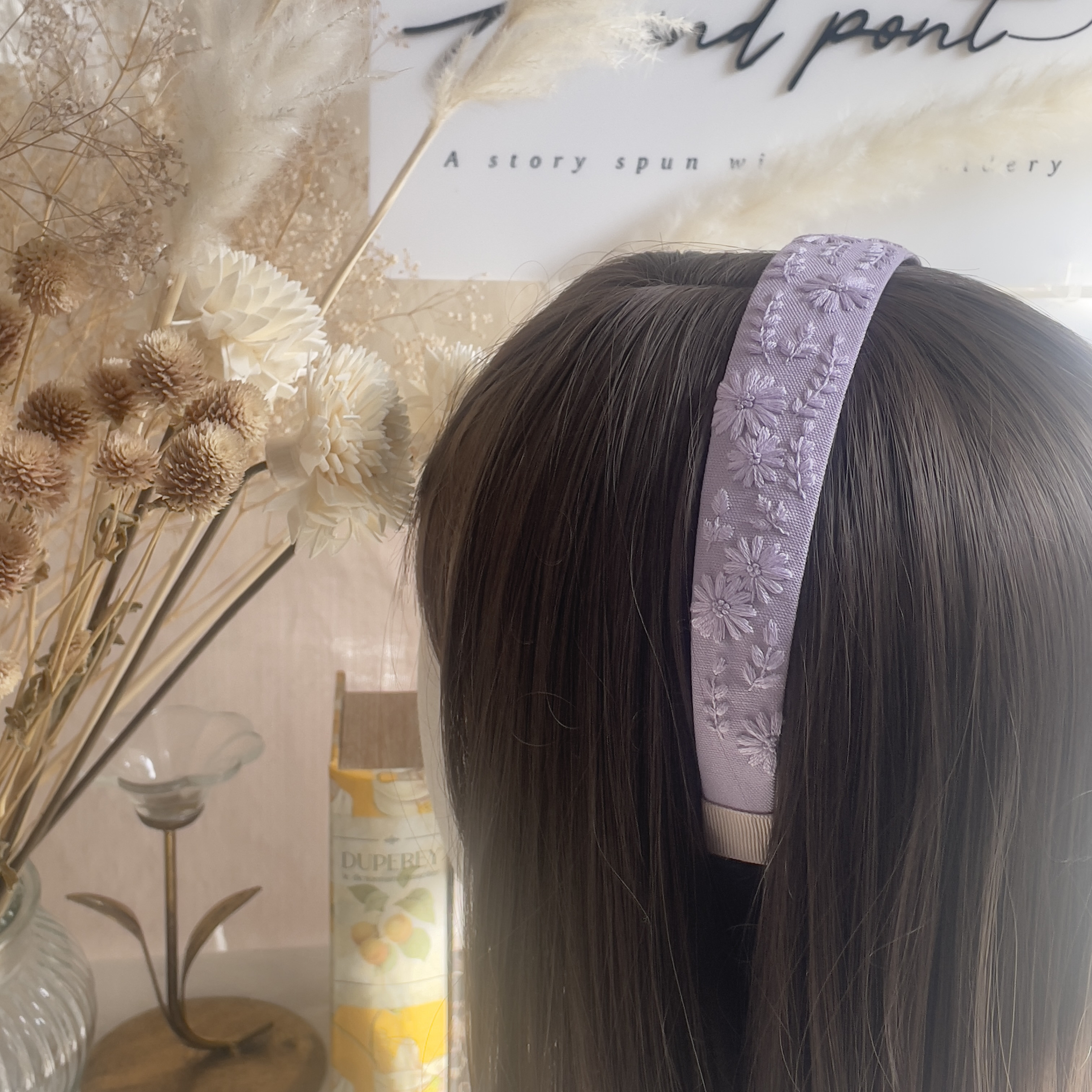 【痛くなりにくい】手刺繍 花畑のカチューシャ 推し活