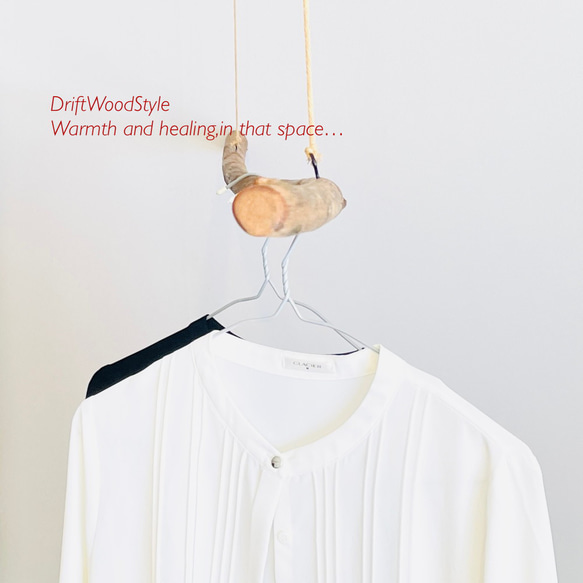130ｃｍのシンプルでおしゃれな大型流木のハンガーラック 北欧 衣装掛 ハンギング 吊り下げ ハンガーポール N4 4枚目の画像