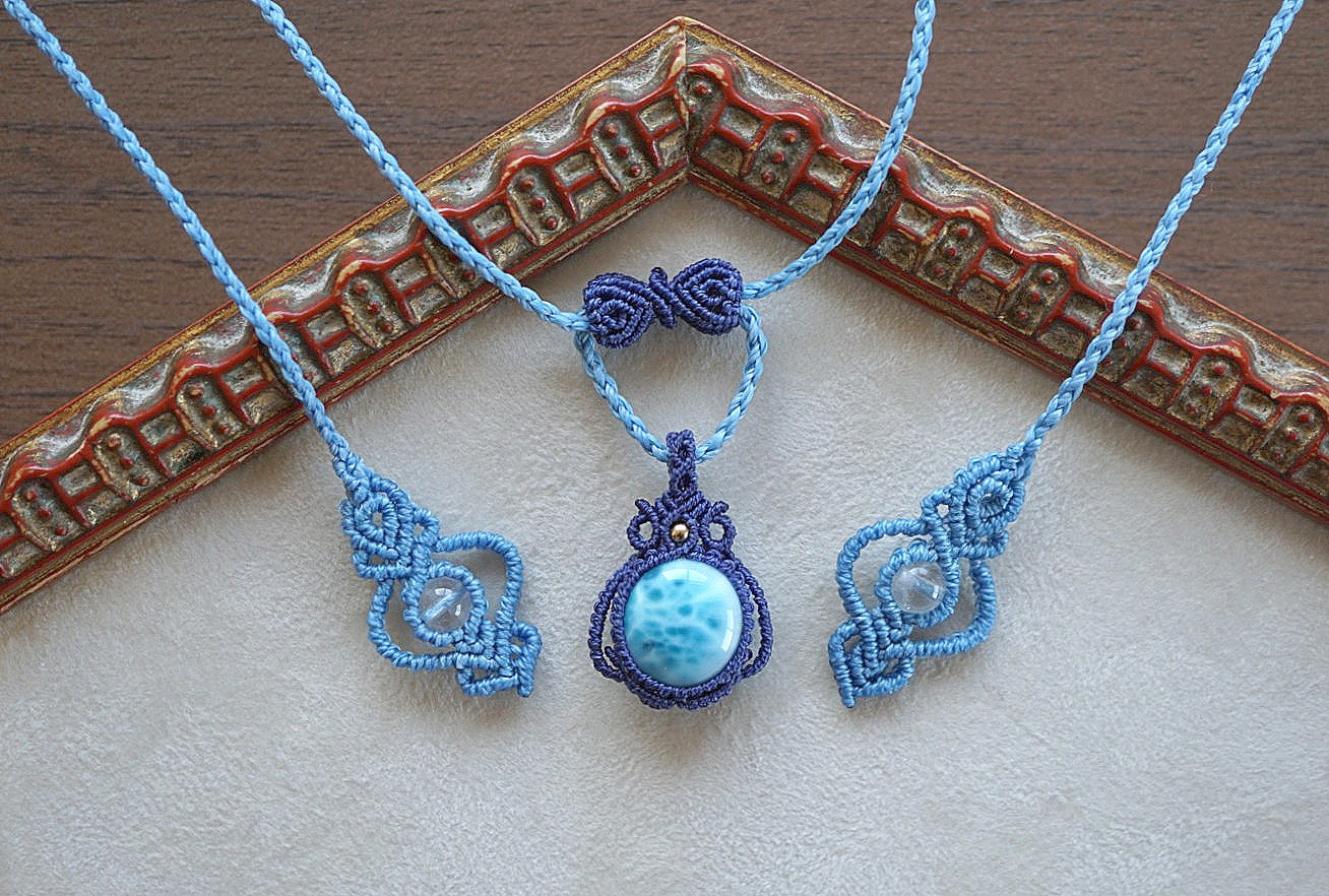 カリブ海の宝石【ドミニカ共和国産　ラリマー】マクラメネックレス