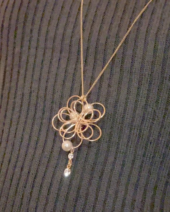 フラワーパール　ネックレス　ロング　スライドアジャスター　調整自由　卒業式　結婚 2枚目の画像