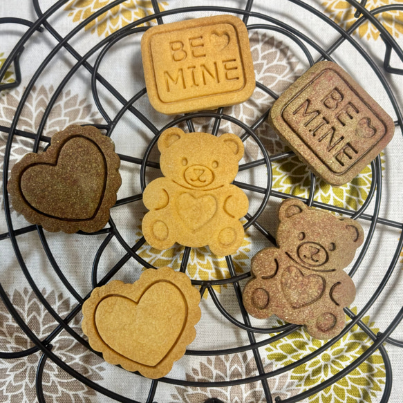 焼くだけでかわいい♡バレンタインクッキー型・BE MINE 4枚目の画像