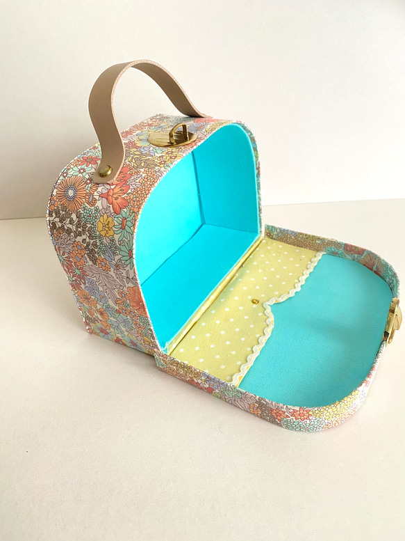 リバティトランク　Mサイズ、カルトナージュボックス《再販》 6枚目の画像