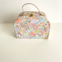 リバティトランク　Mサイズ、カルトナージュボックス《再販》 1枚目の画像