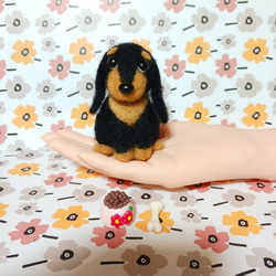 羊毛フェルト ダックスフンド ぬいぐるみ 3枚目の画像