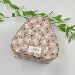 おにぎりポーチ 保温保冷 猫せんべい 生成 ねこ 煎餅 おむすび入れ