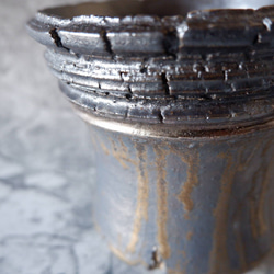 4.5号燻し金彩掛分け裂紋鉢419　塊根植物　多肉植物　アガベ　盆栽　植木鉢　作家鉢　鉢台　沖縄 2枚目の画像