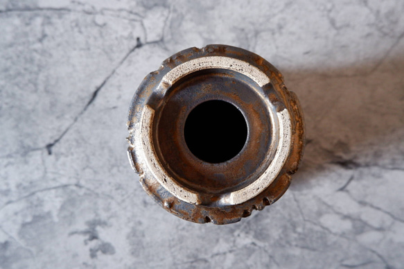 4.5号燻し金彩掛分け裂紋鉢419　塊根植物　多肉植物　アガベ　盆栽　植木鉢　作家鉢　鉢台　沖縄 7枚目の画像