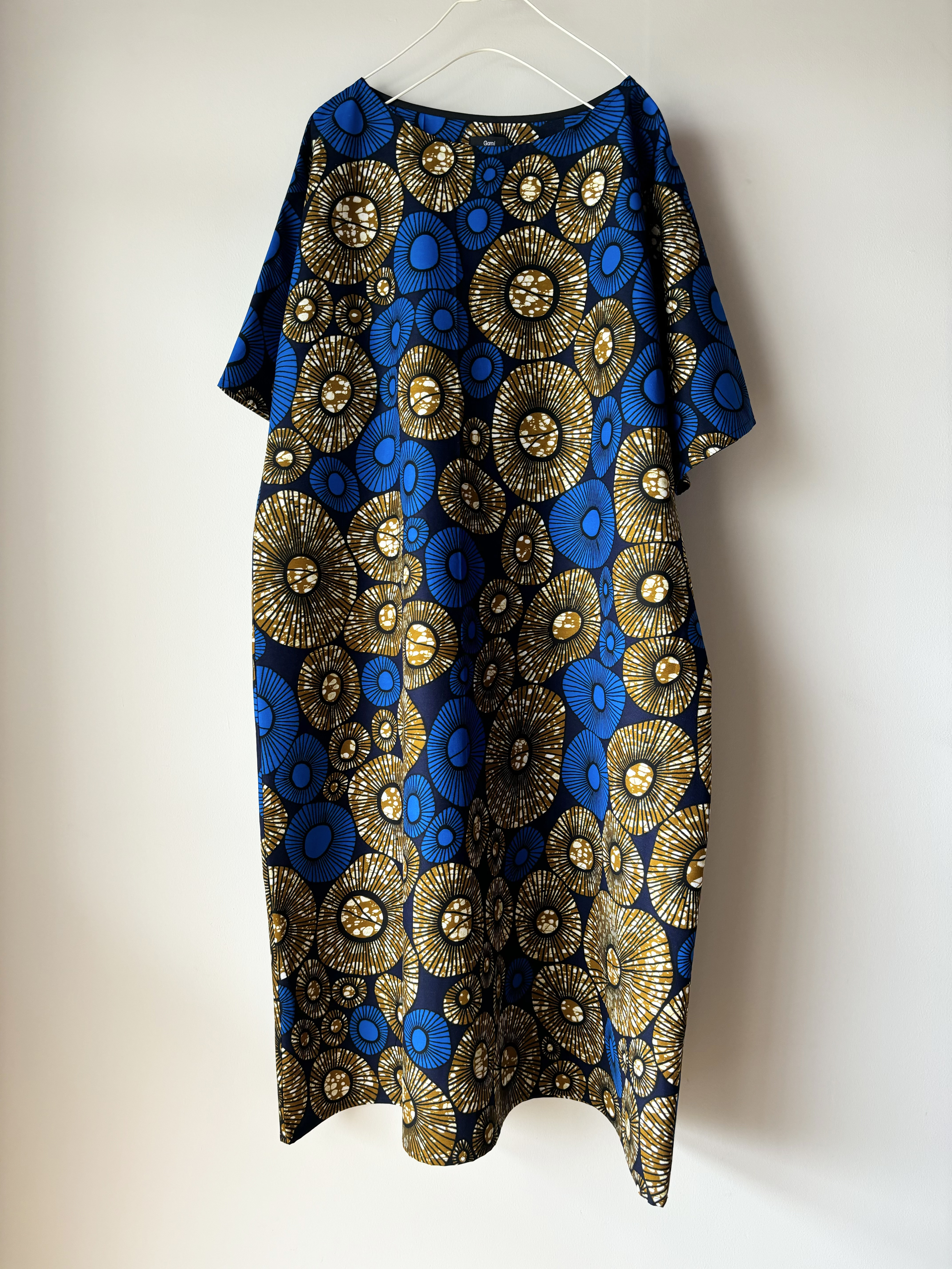 530☆アフリカンプリント☆ドルマン袖☆5分袖☆ワンピース☆Aライン