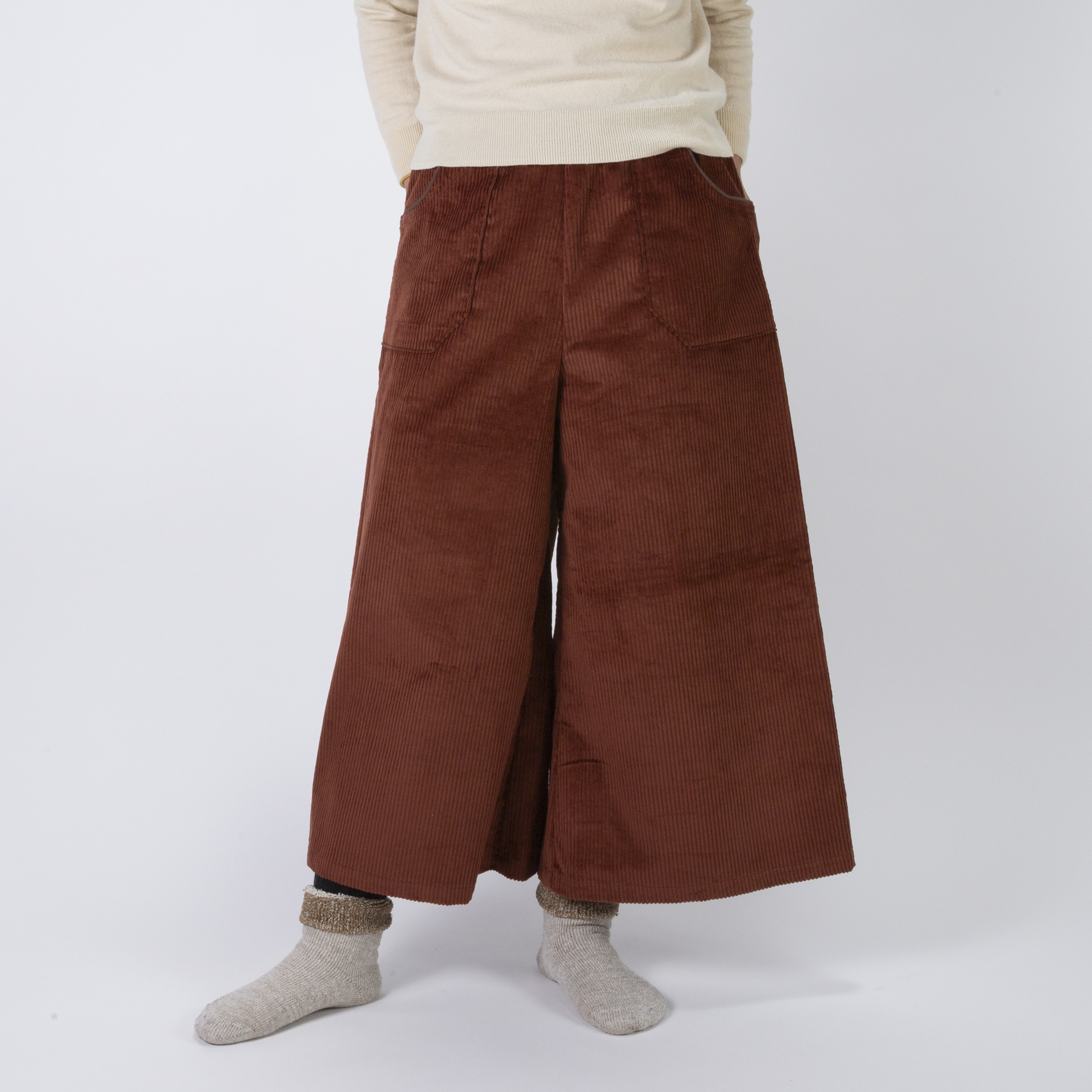 フレアパンツ／国産コーデュロイ／ワインレッド