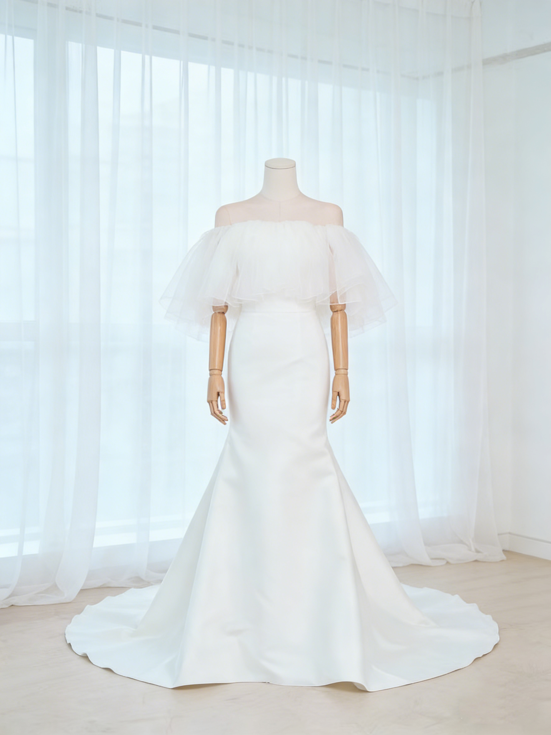 送料無料！ウェディングドレス マーメイドライン オフショルダー トレーン 優雅なシルエット オフホワイト オーダーメイド