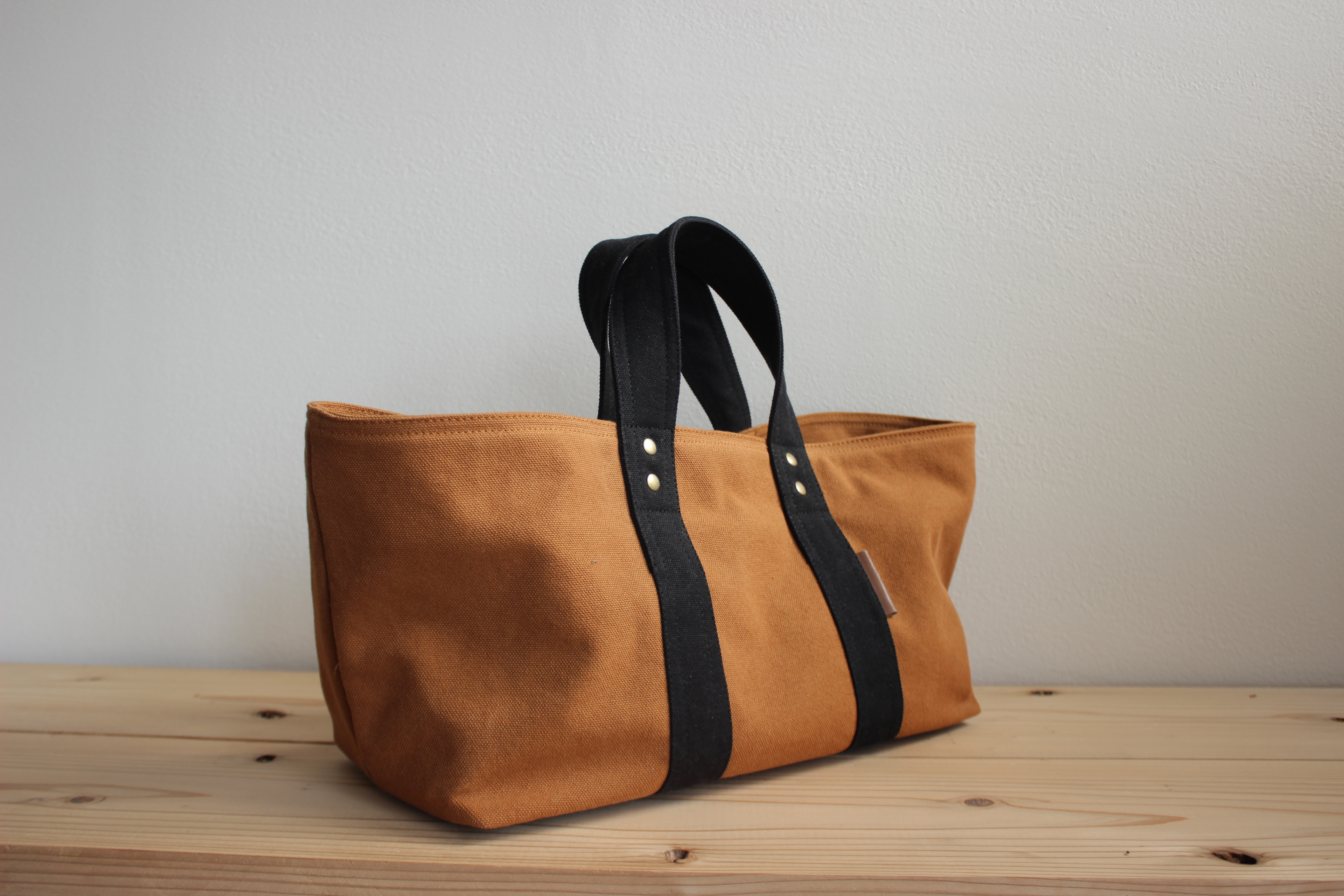 （canvas picnic bag）富士金梅ヴィンテージ8号帆布 black×camel
