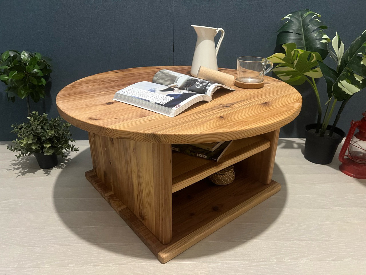 【送料無料】 ローテーブル 丸形 70cm 杉 ナチュラル 棚付き