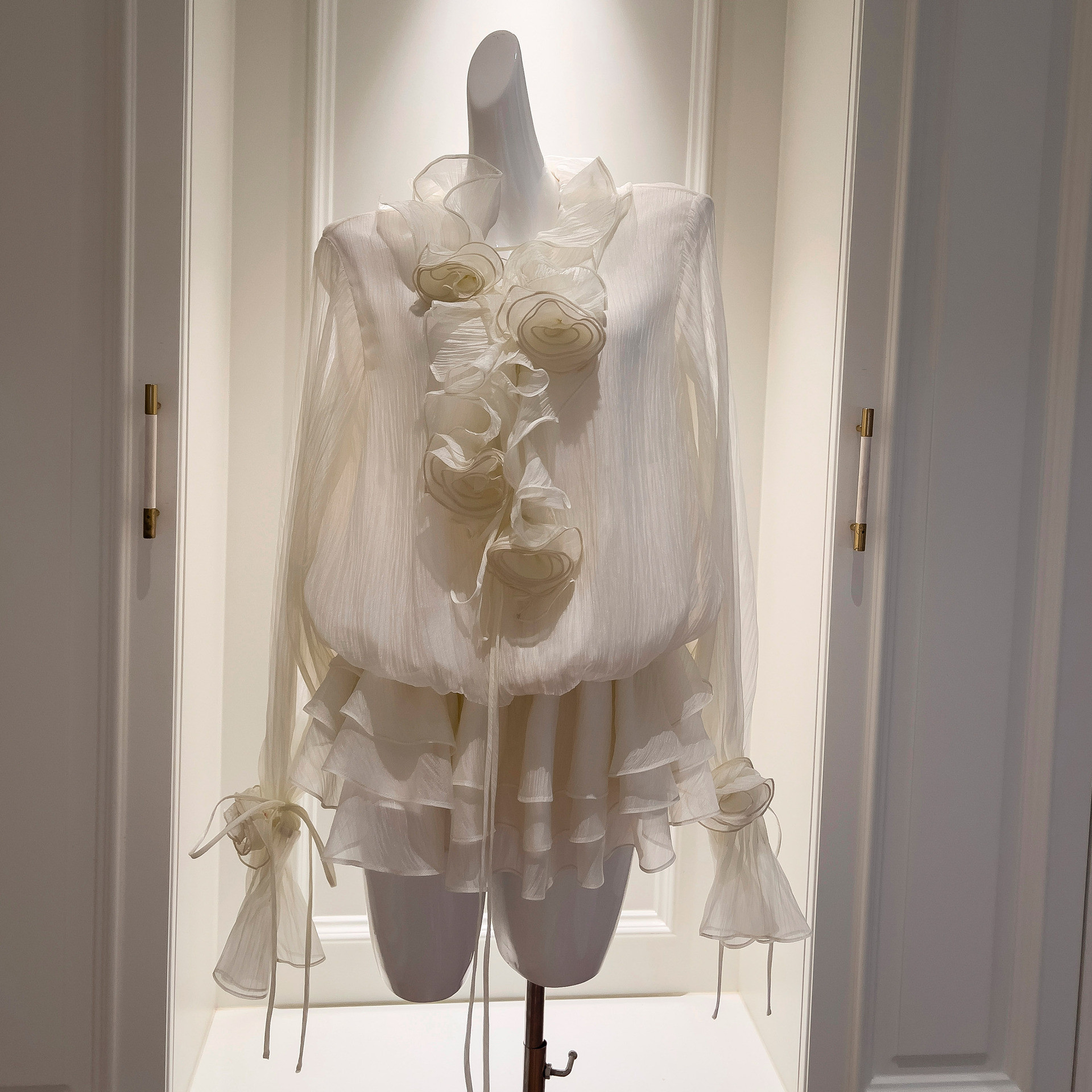 カラードレス パーティードレス 立体花 ショート丈 白 長袖 誕生日 成人式 前撮り お呼ばれ 69221