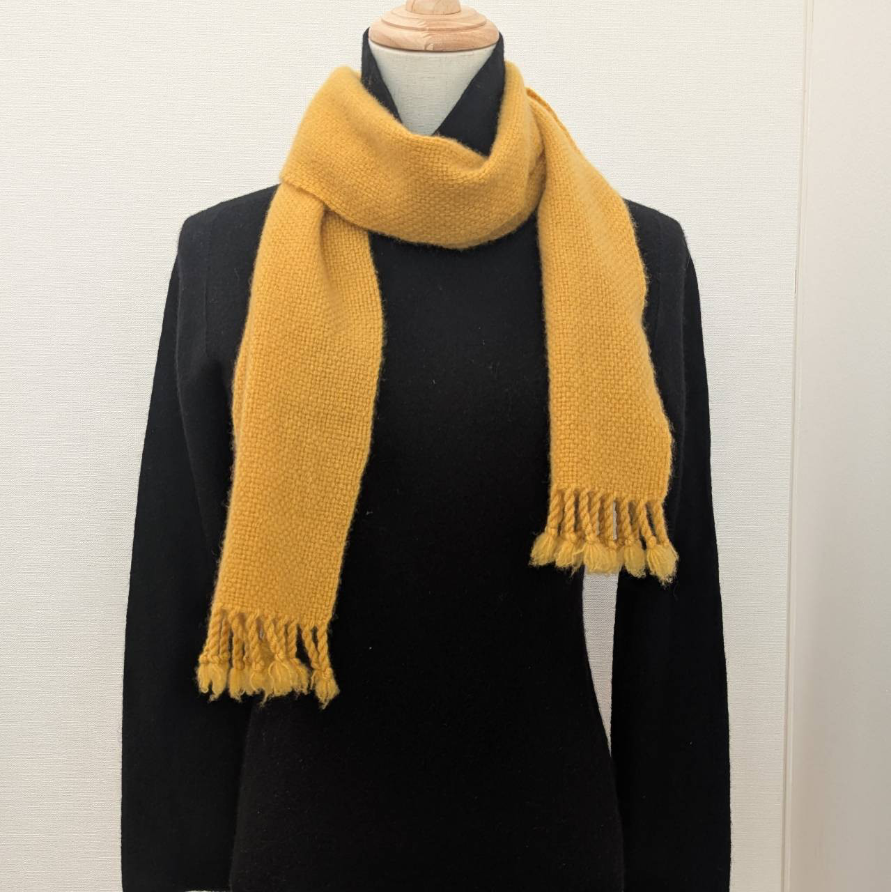 カシミア100％カラシ系糸で手織りしたマフラー