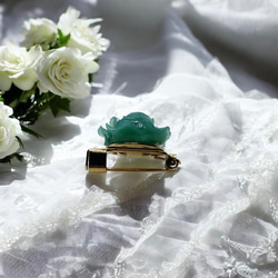 《グリーンアメジスト・ローズ》薔薇マンテルブレスレット/3A宝石質グリーンアメジスト/コットンパールサージカルステンレス 7枚目の画像