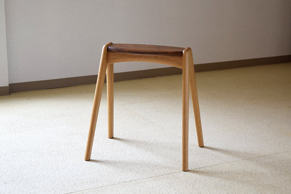 キッチンスツール(ホワイトオーク×ブラックウォールナット)