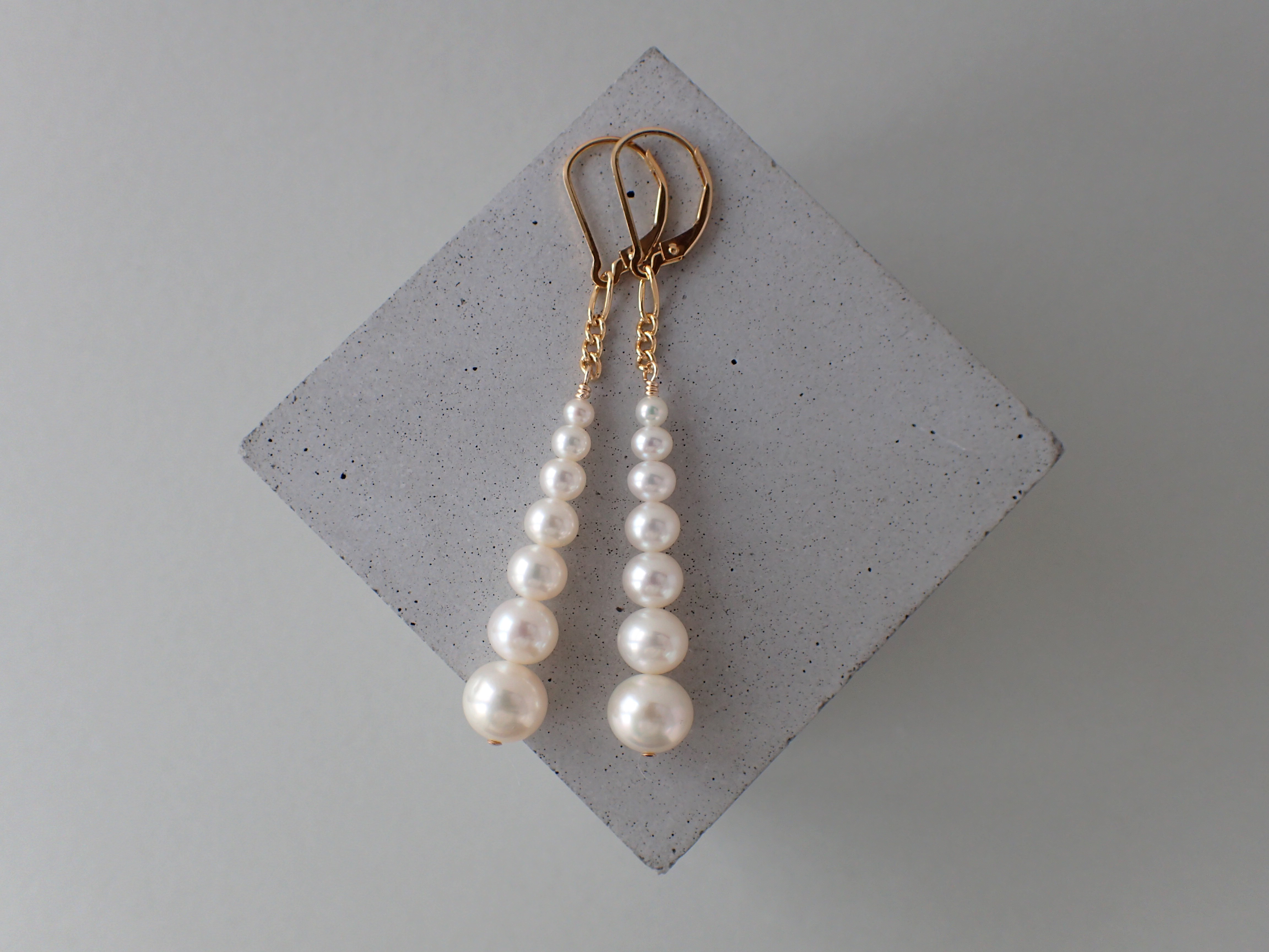 14kgf＊グラデーションパール　ピアス 5,015円