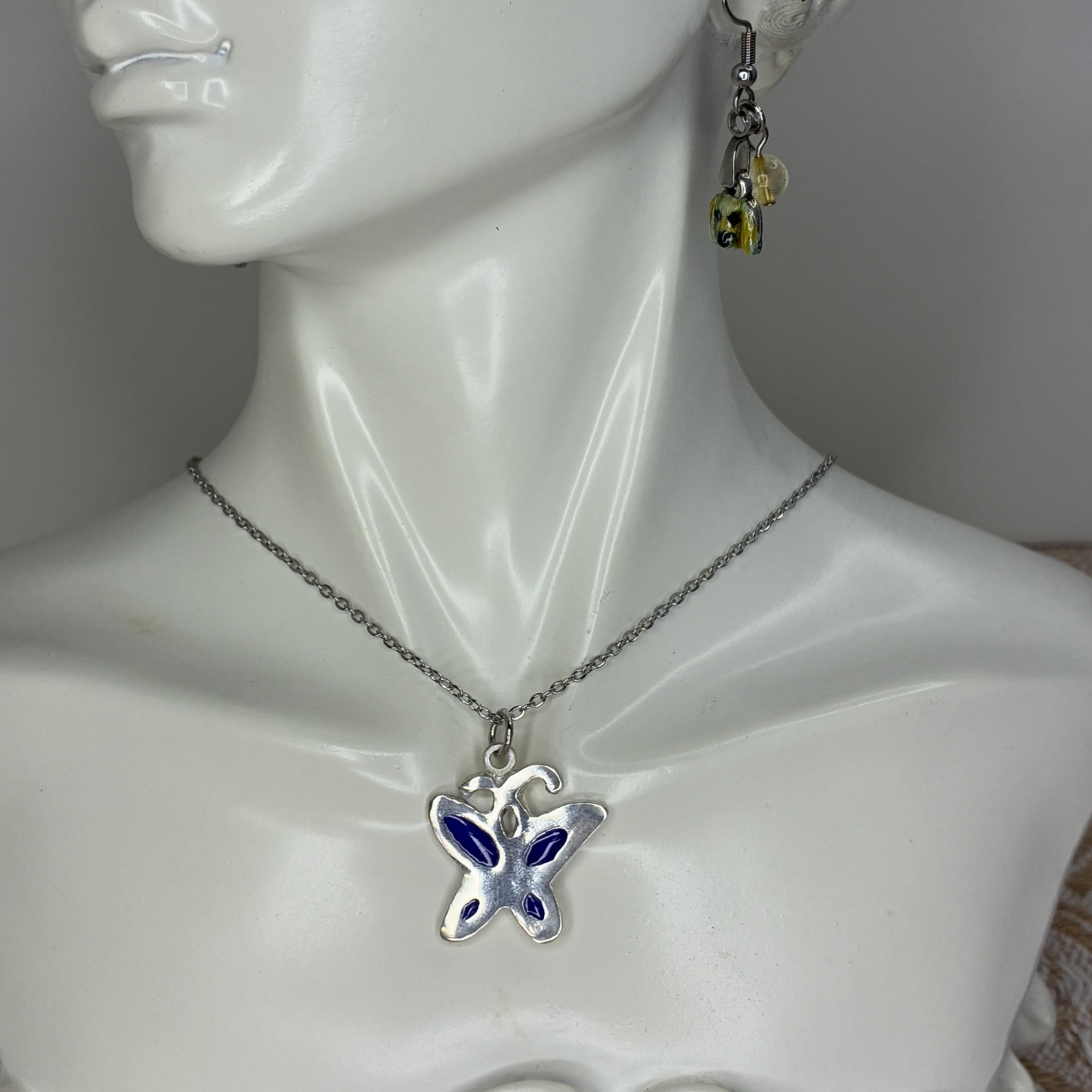 透胎七宝の蝶ネックレス｜ブルー × シルバー｜変化と成長のお守り