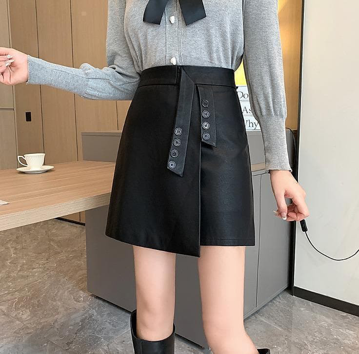 大きいサイズ レディース 秋　冬 スカート　エコレザー　フェイクレザー新品