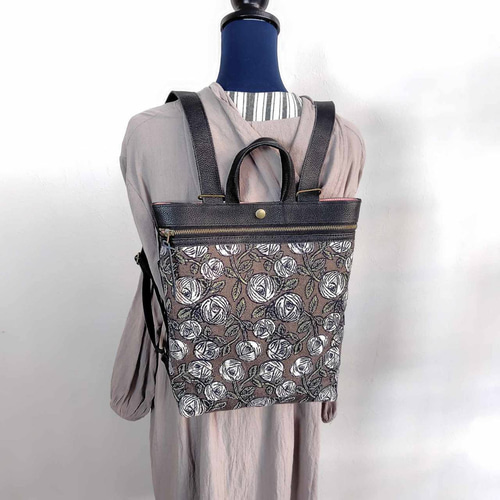 ミナペルホネン/2025rosyロージィーブラウン/牛革A4トートリュック牛革