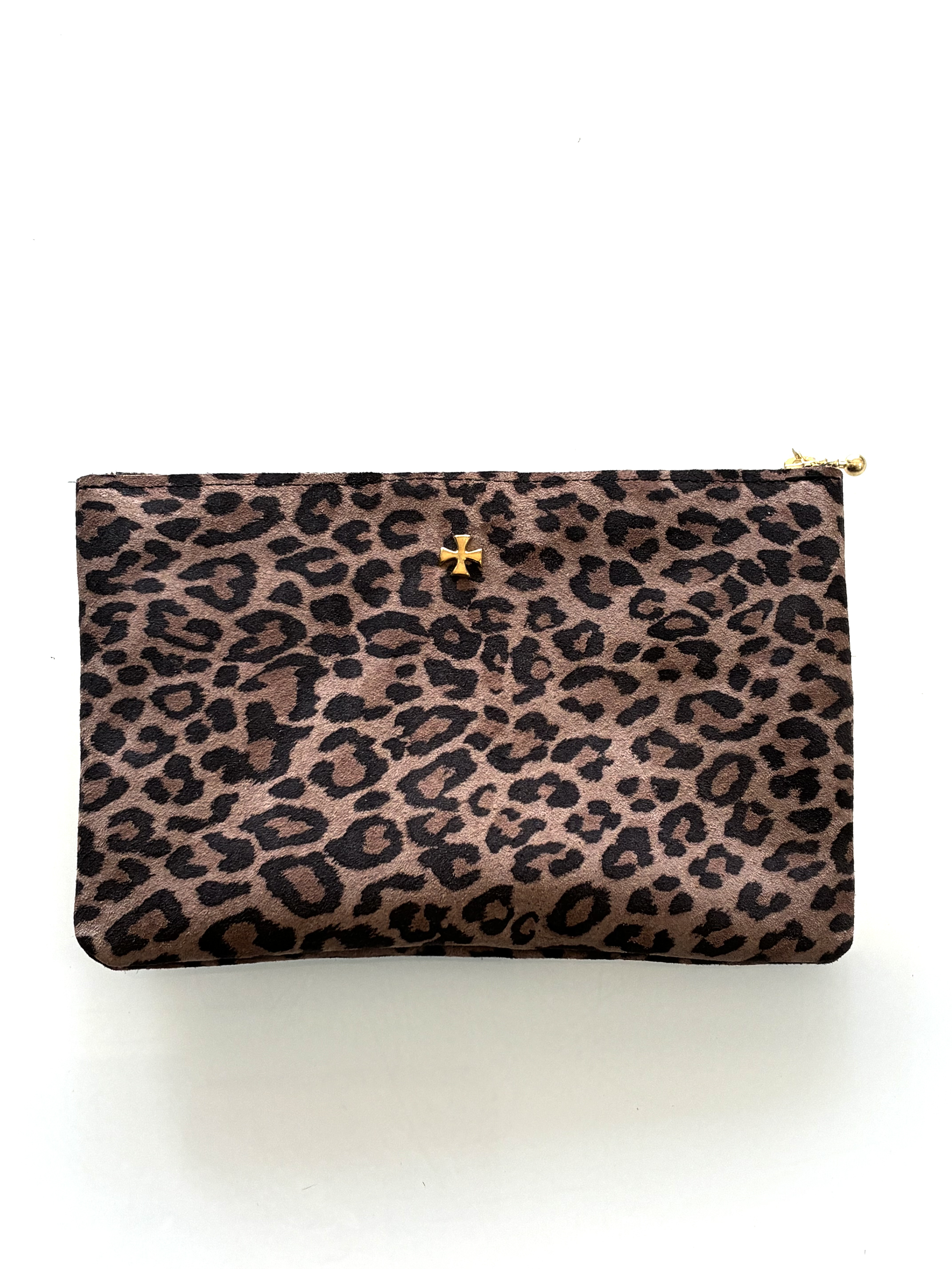 本革　少し大きめポーチ　ヒョウ柄