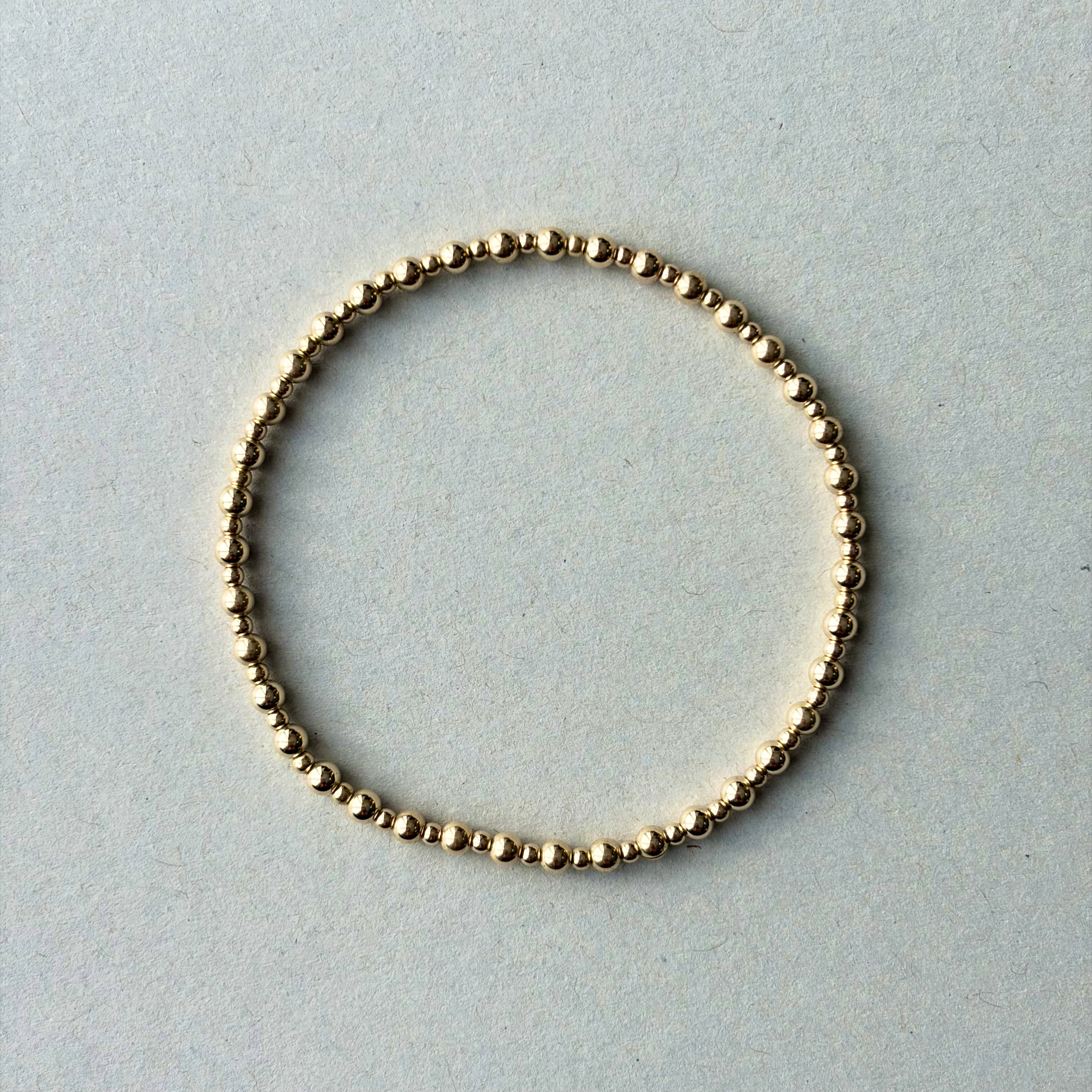 【14kgf】光の粒  ビーズブレスレット スキンジュエリー 金属アレルギー対応 華奢 デザインブレスレット