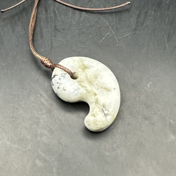 2026.1.13 地産虹彩水晶勾玉 新潟産天然水晶 ネックレス・ペンダント