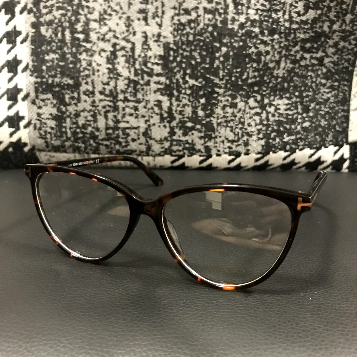 TOM FORD トムフォード TF5743  鼈甲柄 メガネ 眼鏡