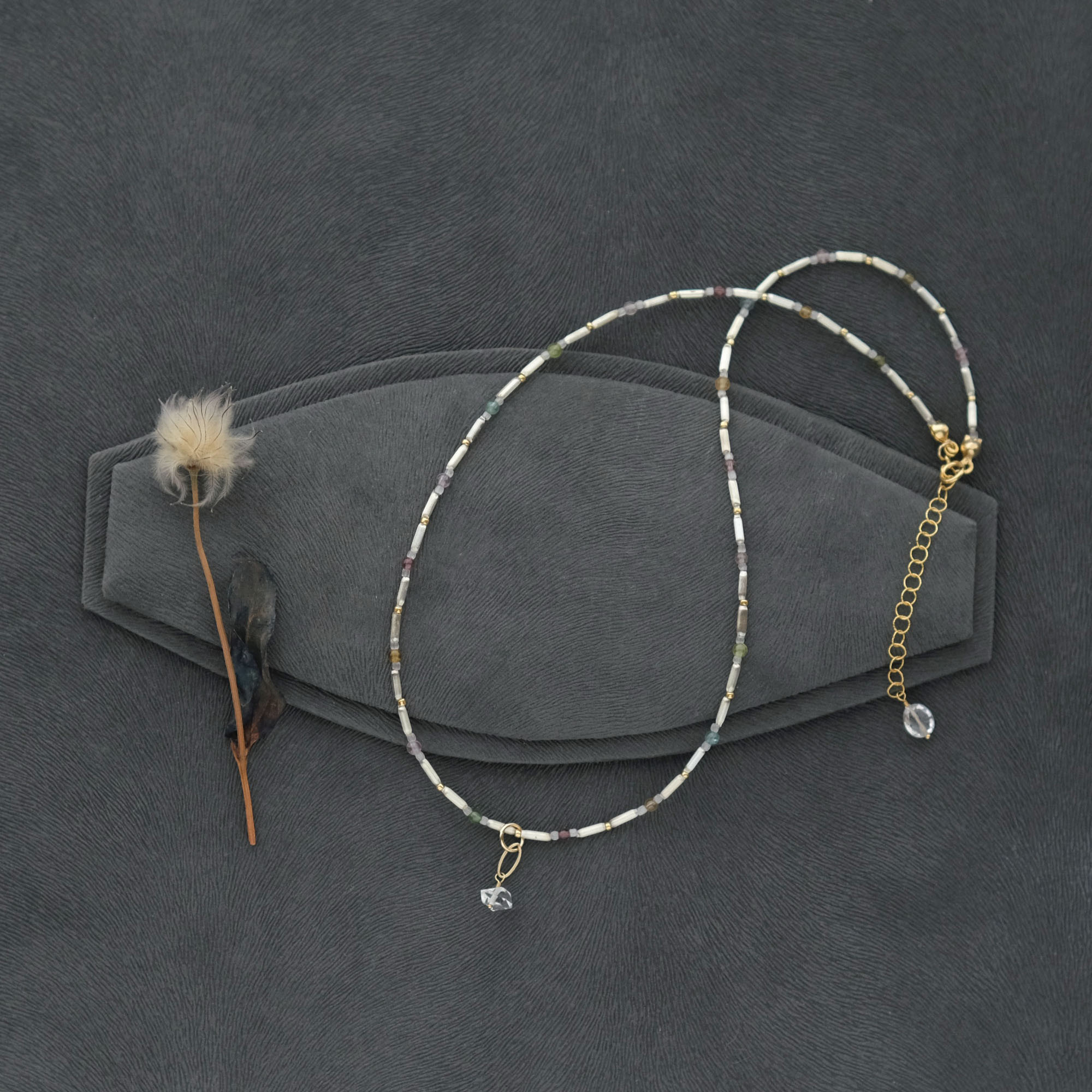 ヴィンテージビーズとトルマリンの霜柱 2wayネックレス