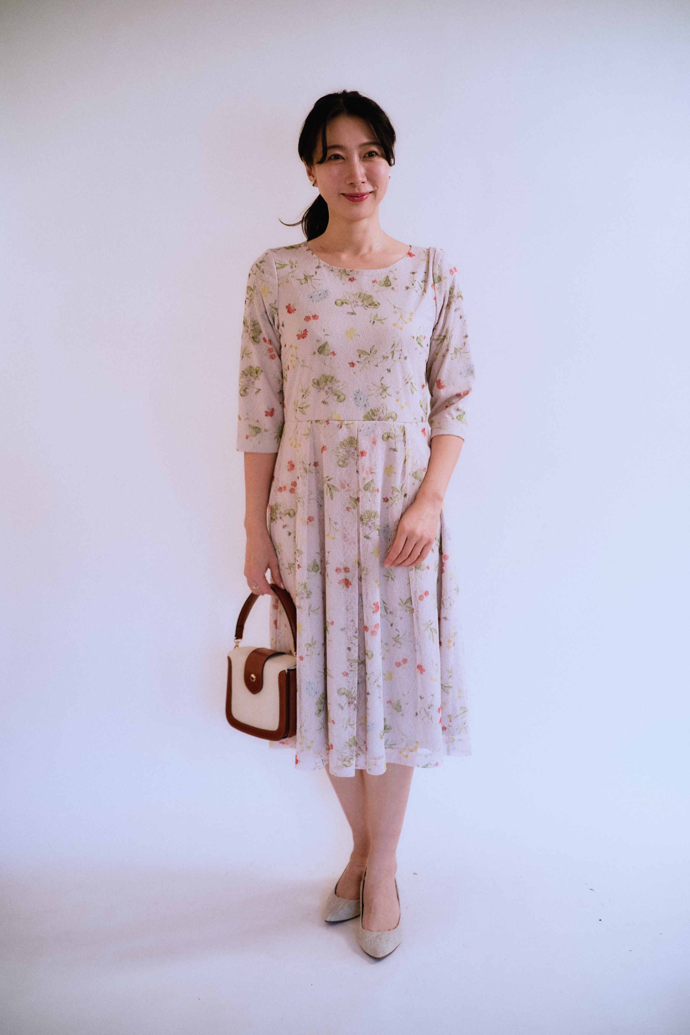 【受注制作】アーミッシュ風シンプルワンピース◇ピンクフラワー柄（レース生地）*総裏地付き*