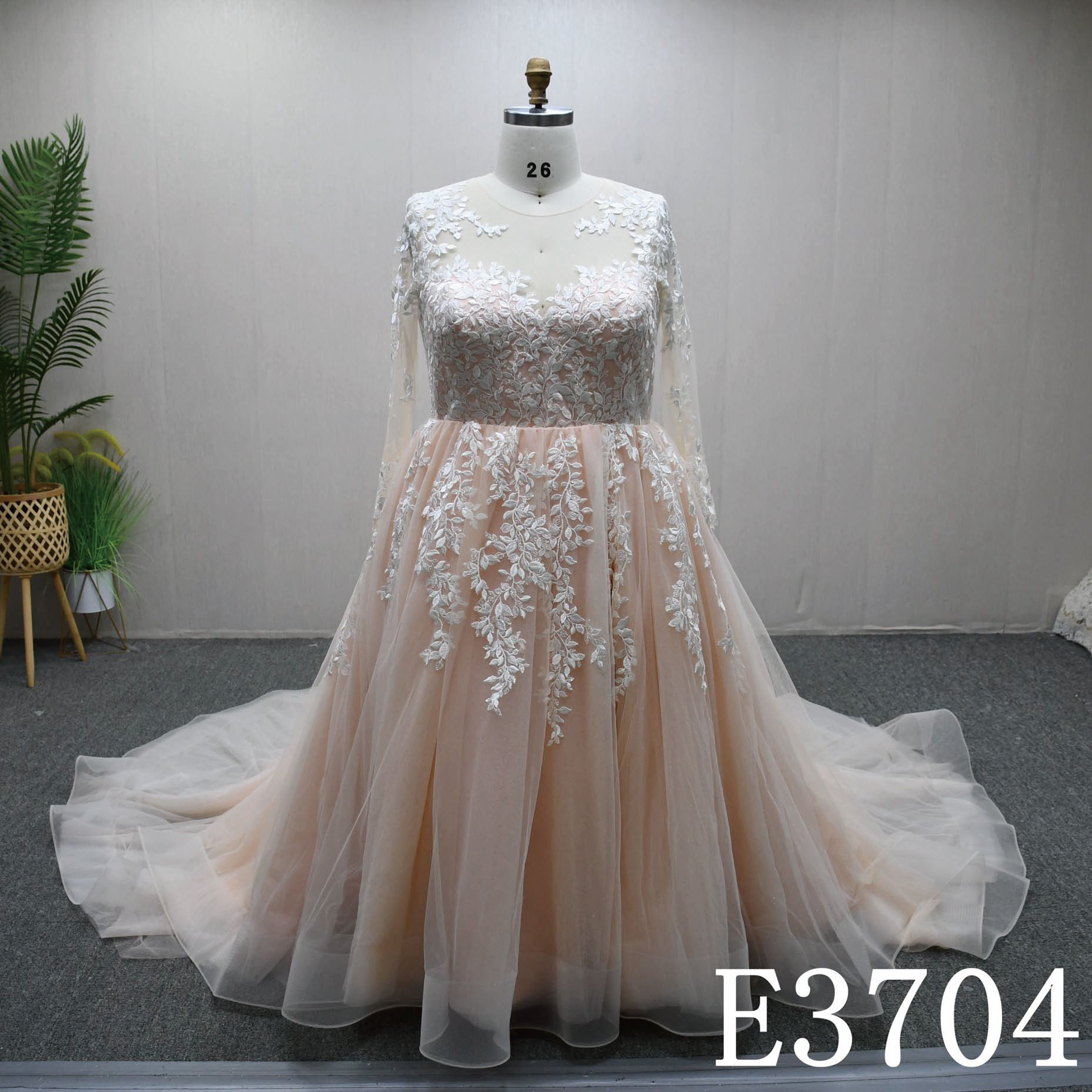 リーフ小枝刺繍　オレンジ　お色直し可能　サイズオーダー　イリュージョン　カラードレス　Aライン　細見えシルエット編み上げ