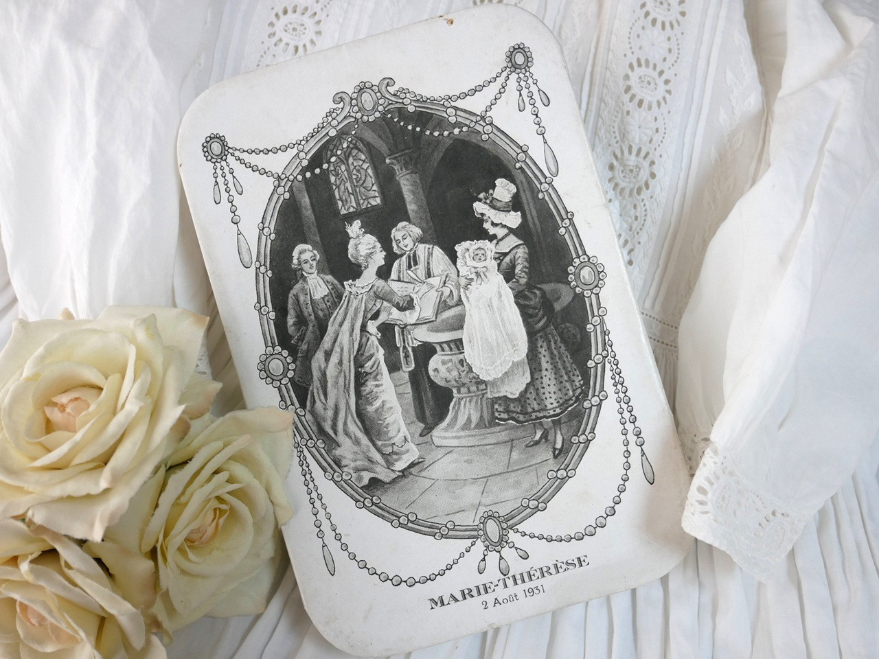 フランスヴィンテージスクエアドラジェボックス