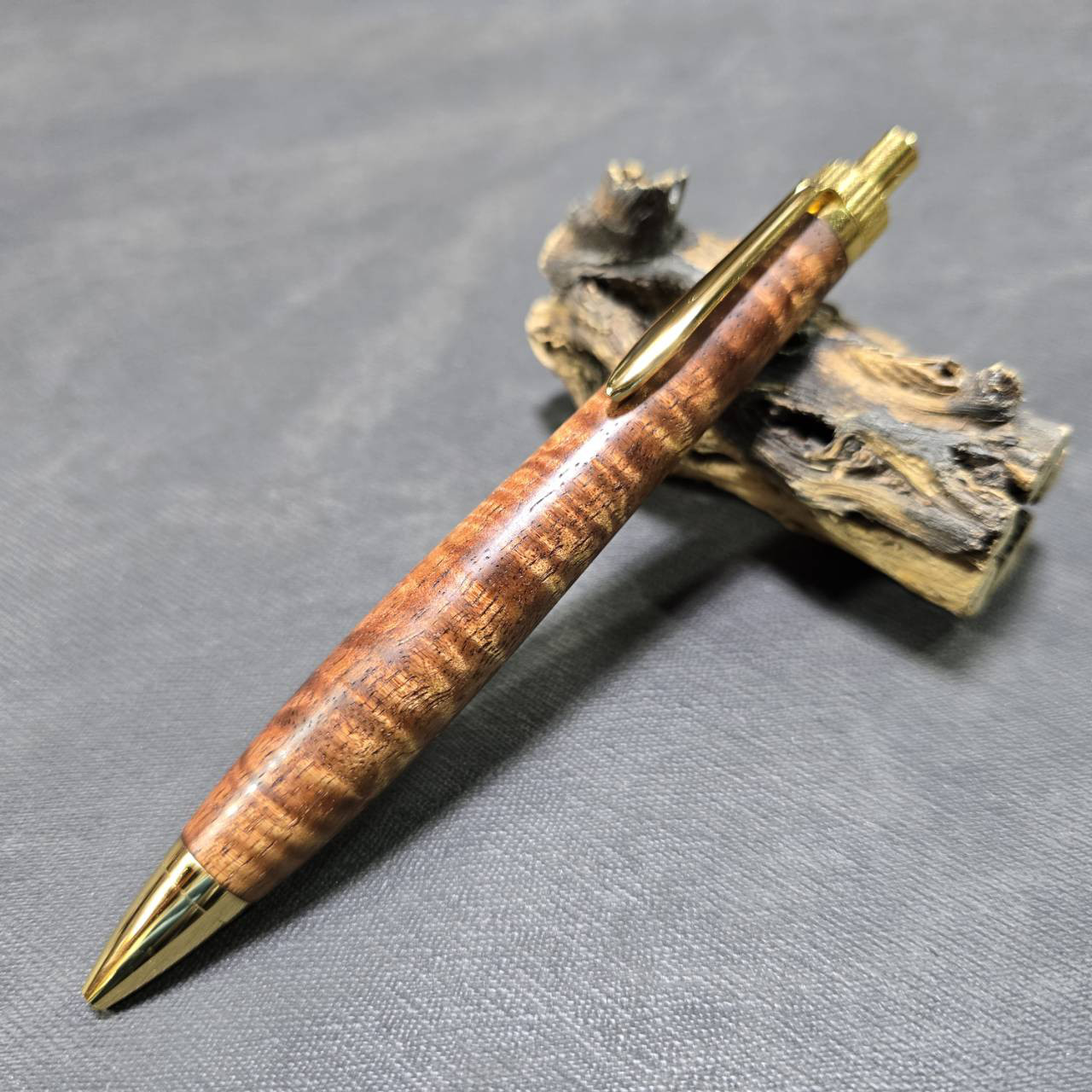 ハワイアンコア   ウッドボールペン【送料・ギフトボックス無料・当日発送】339