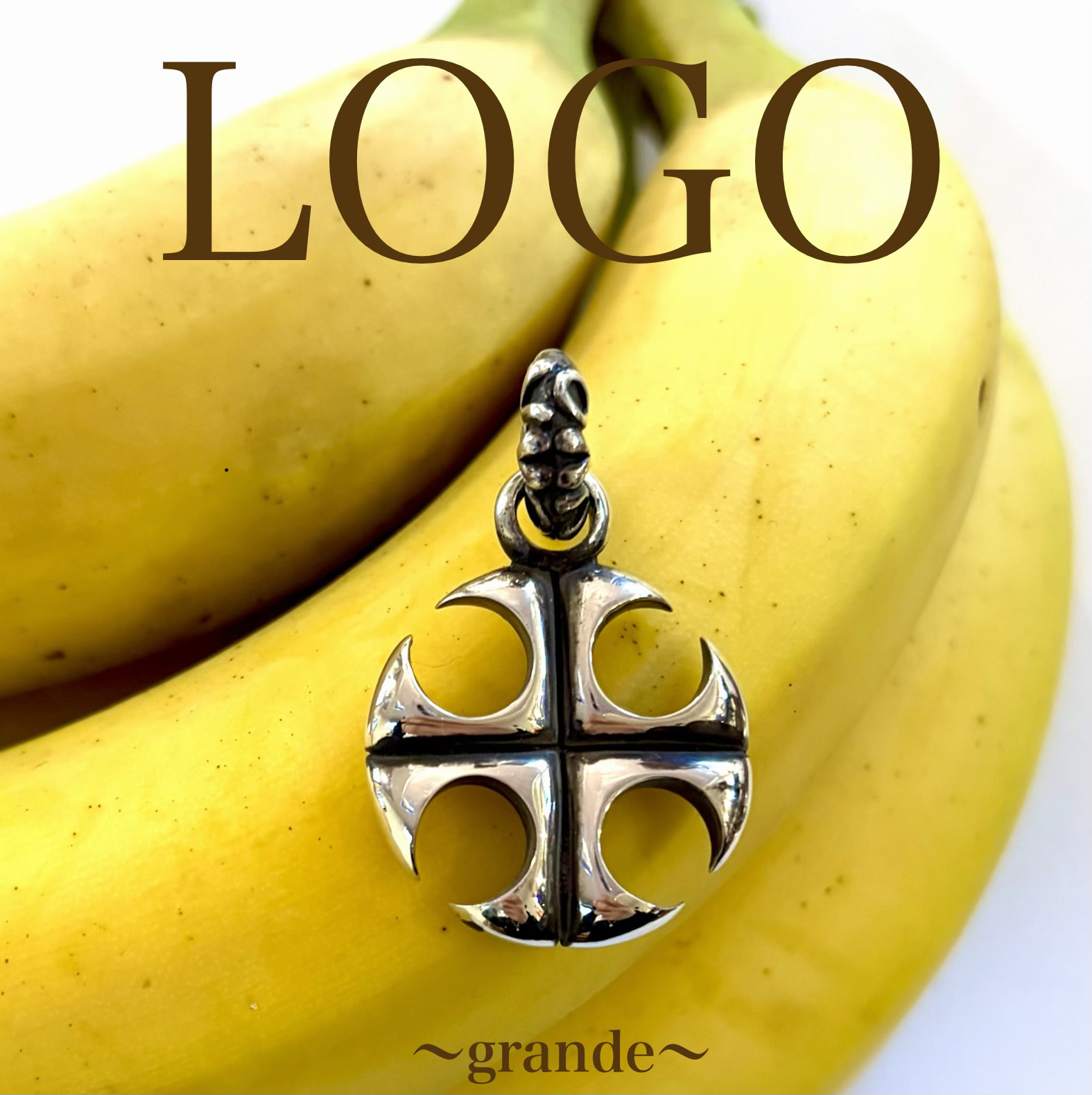 ロゴ/ペンダント/クロス/シルバーアクセサリー /ユニセックス/ペア/ペアネックレス/シルバー925/プレゼント