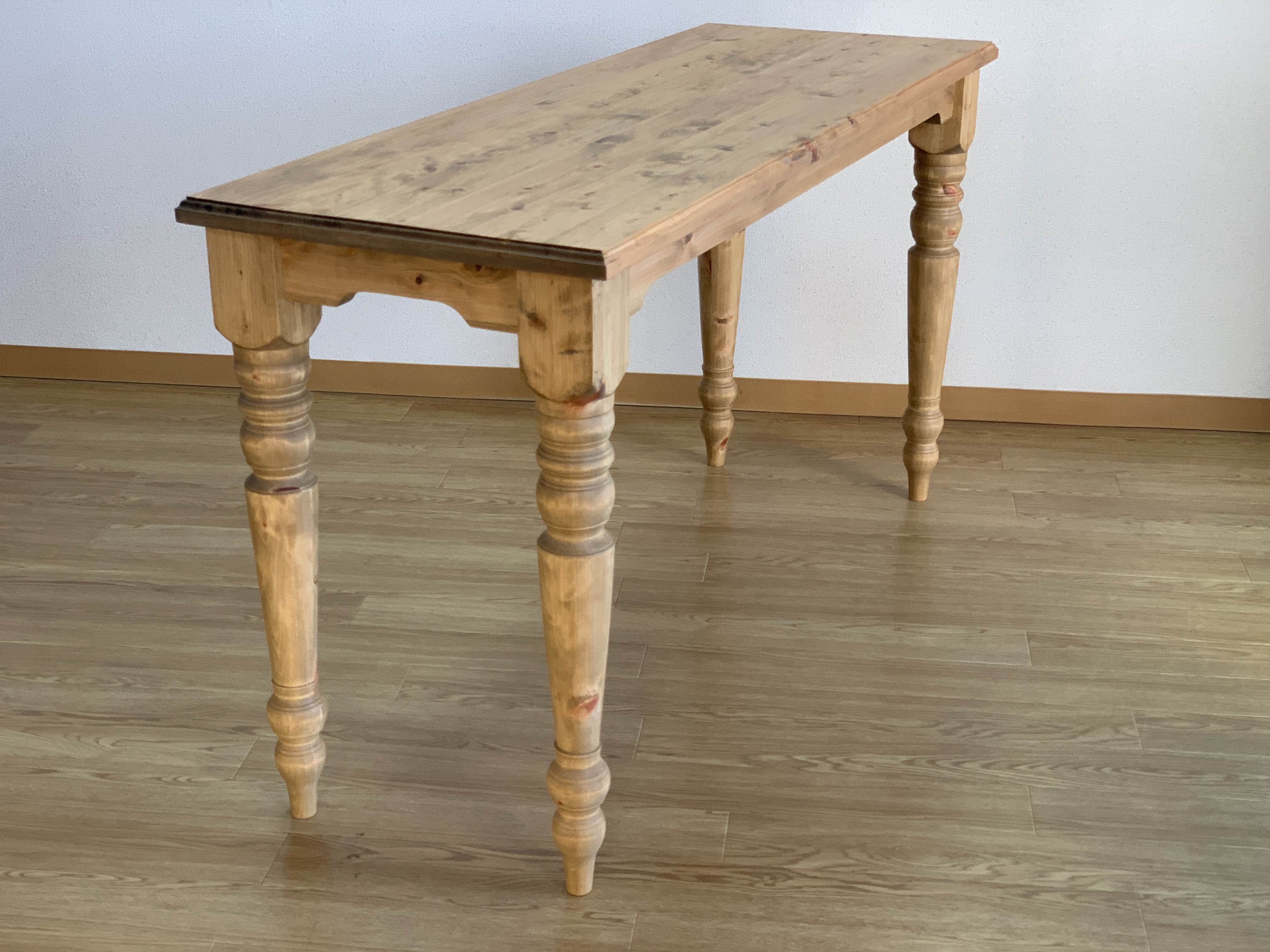 【ろくろ脚デスク】無垢材天板とろくろ脚のデスク　幅１２０ｃｍ