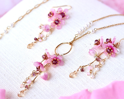 新作】セット割≪2way≫枝垂れ桜ピアス／イヤリング＋ネックレス